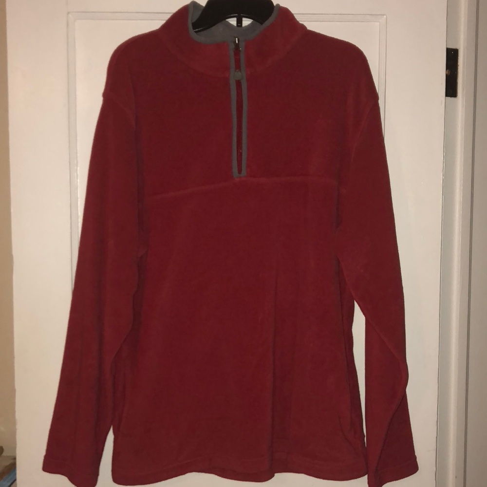 Women’s fleece pullover